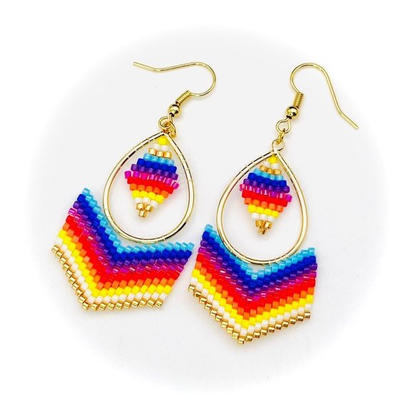 Handwoven Miyuki rice beaded boho earrings - Picture 2 of 8